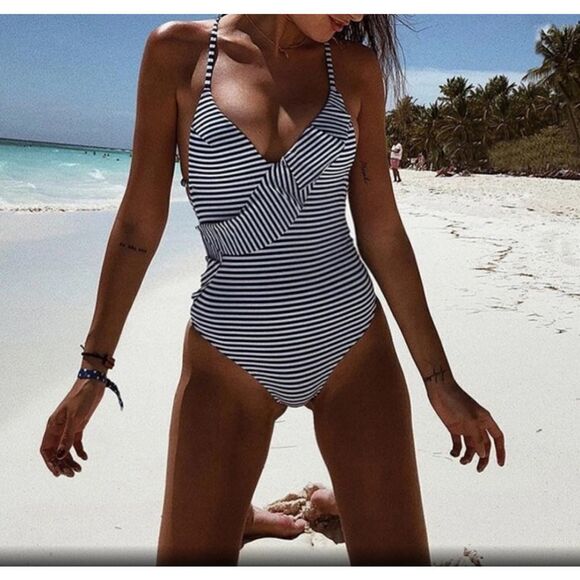 Misty Pearl One Piece Swimsuit Black White Stripes Various - Picture 1 of 6